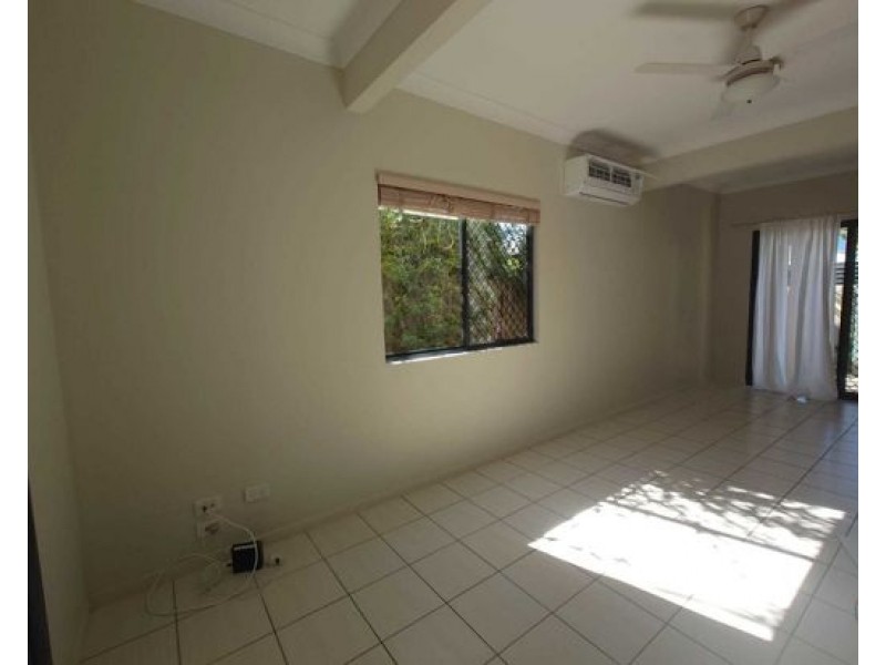 3/34 Warren Street, St Lucia QLD 4067