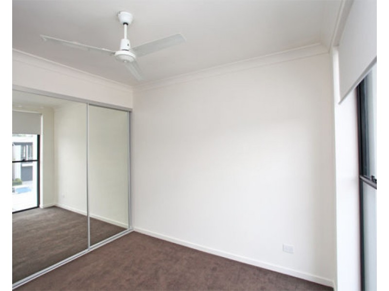 153 North Hill Drive, Robina QLD 4226