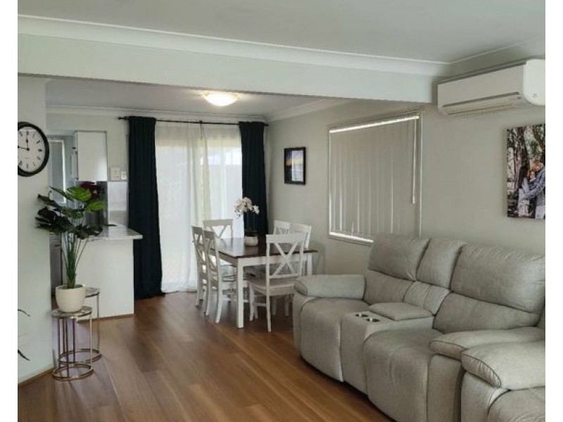 3 121 Golden Avenue, Calamvale QLD 4116