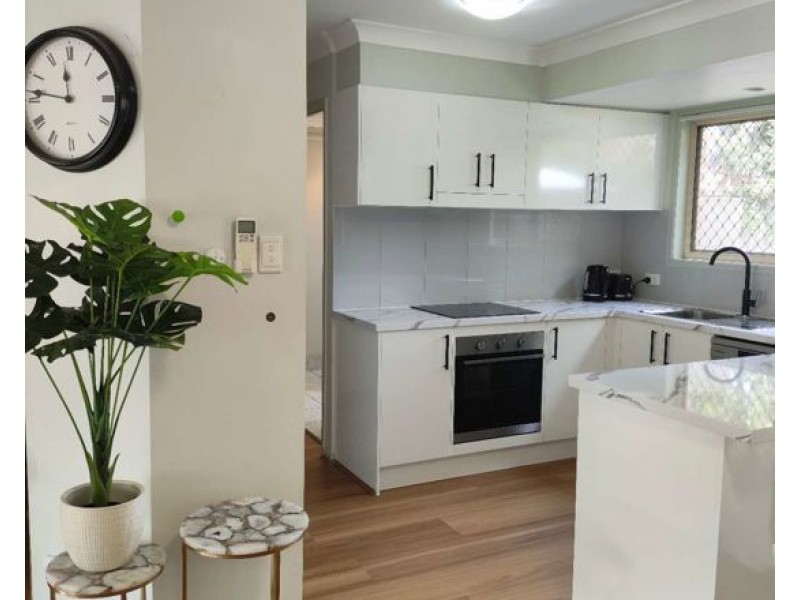 3 121 Golden Avenue, Calamvale QLD 4116
