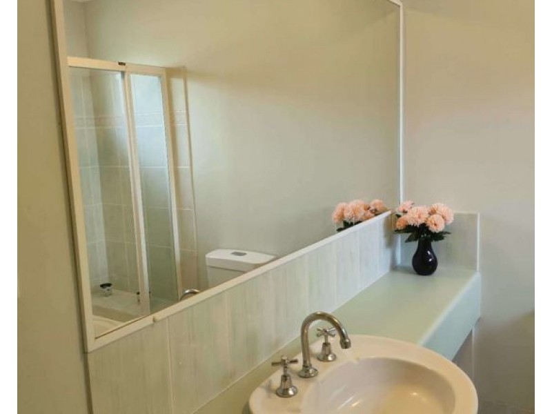 3 121 Golden Avenue, Calamvale QLD 4116