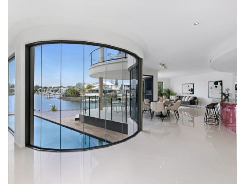 25 Ferrymans Court, Helensvale QLD 4212