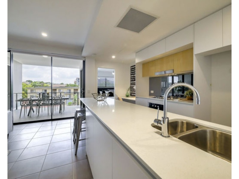 Unit 143 52 Grantson Street, Windsor QLD 4030