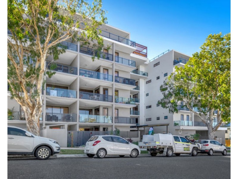 Unit 143 52 Grantson Street, Windsor QLD 4030