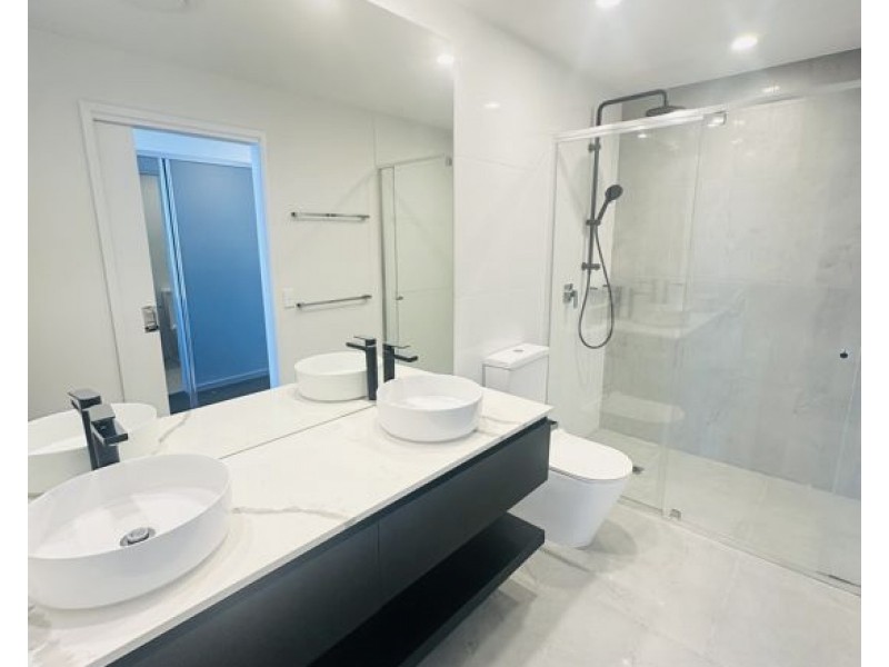 5510/5 Harbour Side Court, Biggera Waters QLD 4216