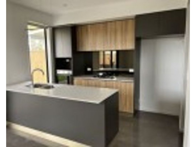 29 8 Ben Dalley Drive, Helensvale QLD 4212