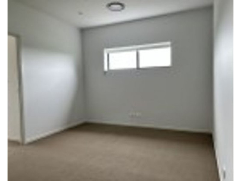 29 8 Ben Dalley Drive, Helensvale QLD 4212