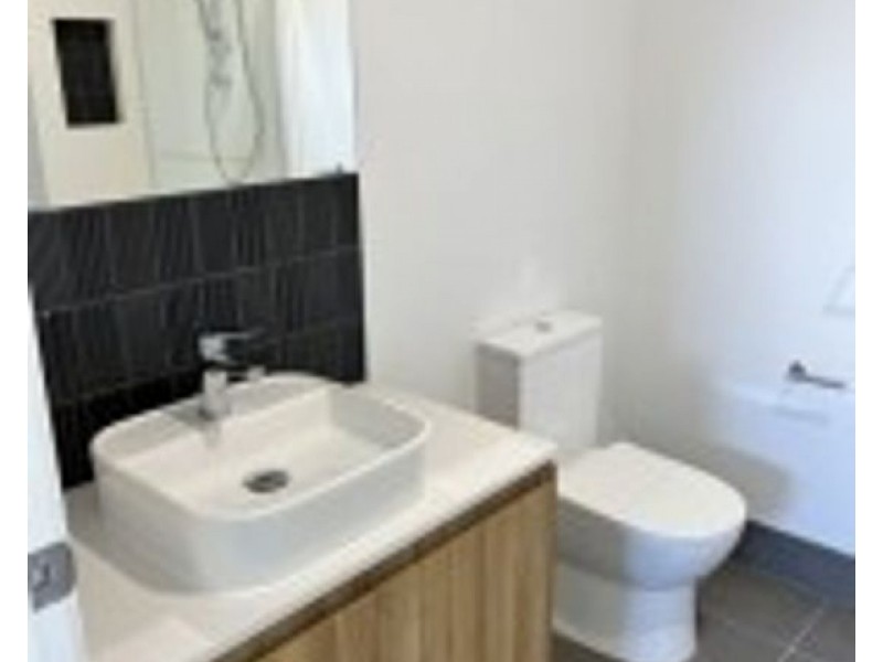 29 8 Ben Dalley Drive, Helensvale QLD 4212