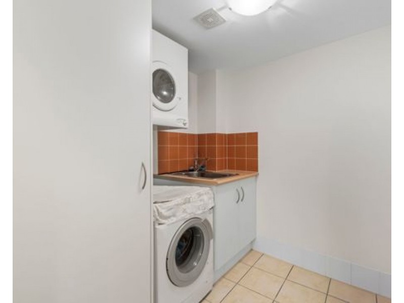 118 /137 Laver Drive, Robina QLD 4226