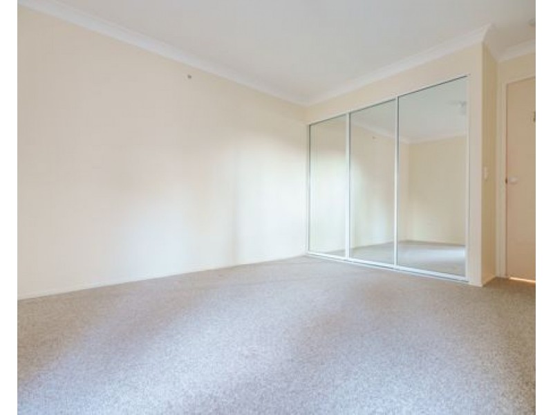 Unit 95/128 Benowa Road, Southport QLD 4215