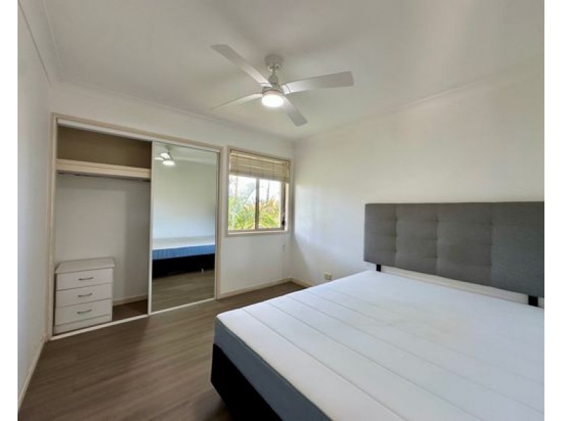 26 Marble Arch Place, Arundel QLD 4214
