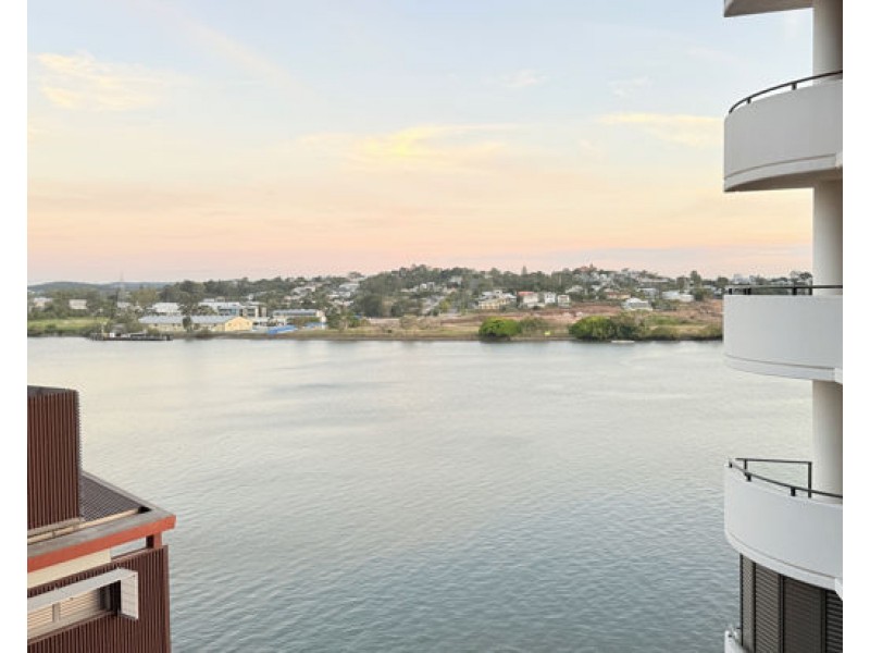 20602/37D Harbour Road, Hamilton QLD 4007