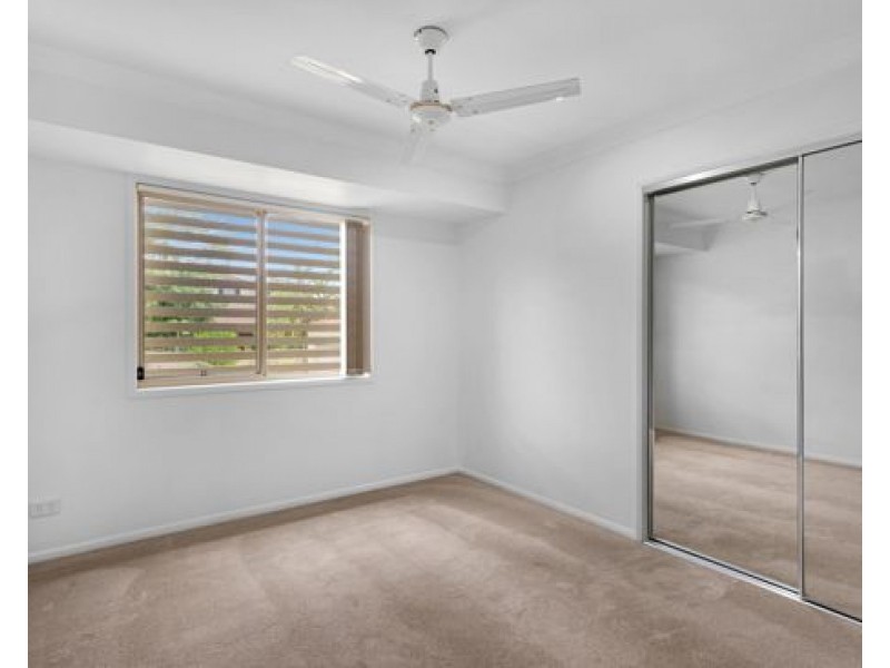 4/32-34 Margaret Street, Southport QLD 4215