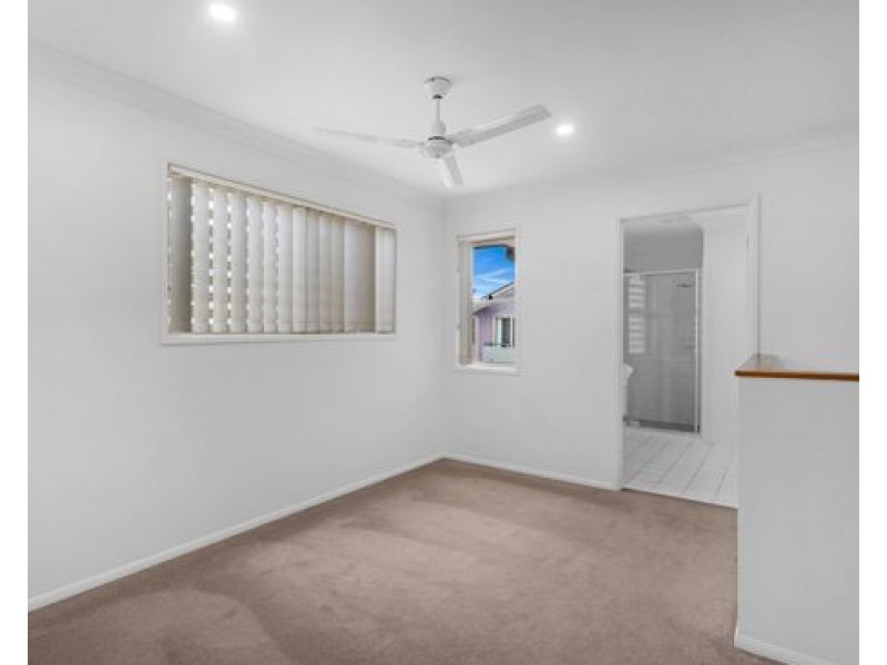 4/32-34 Margaret Street, Southport QLD 4215