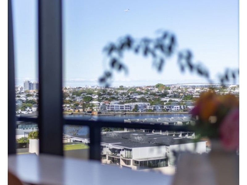 1402/20 wyandra st, Newstead QLD 4006