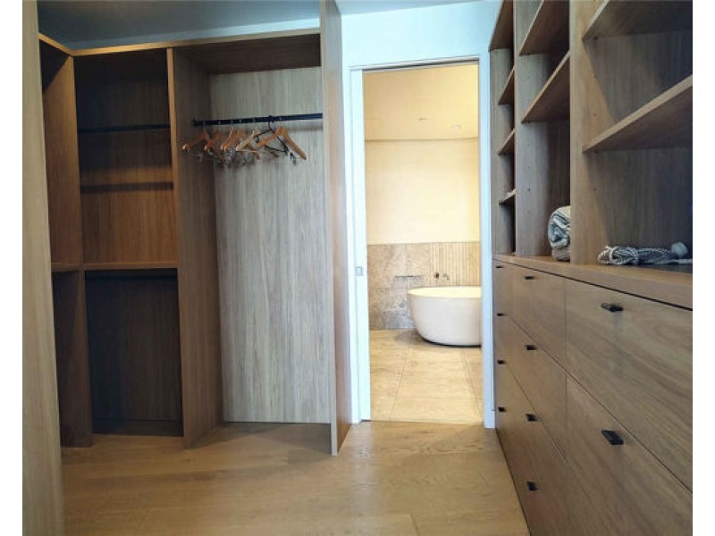 1402/20 wyandra st, Newstead QLD 4006