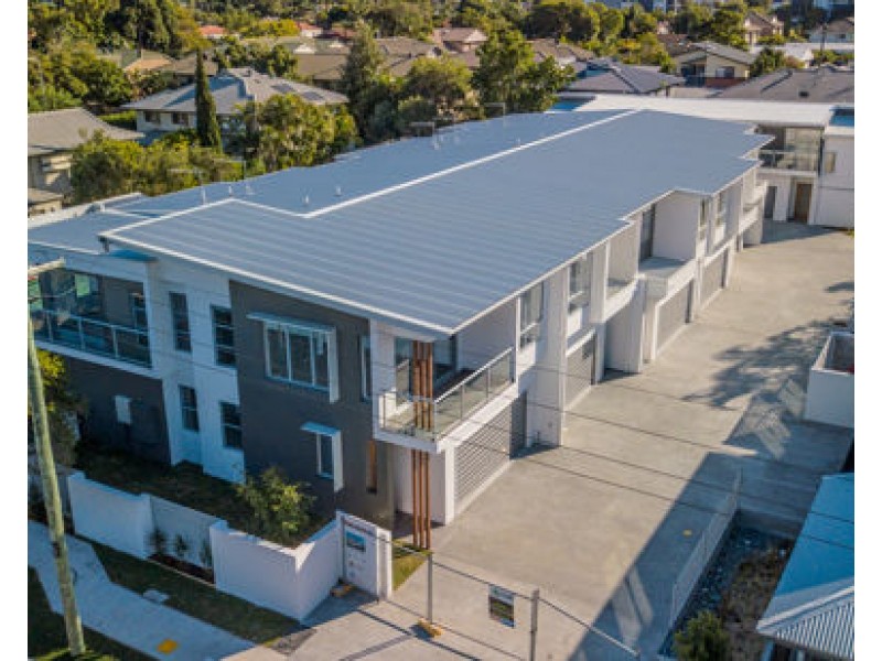 1/41 Imperial Parade, Labrador QLD 4215