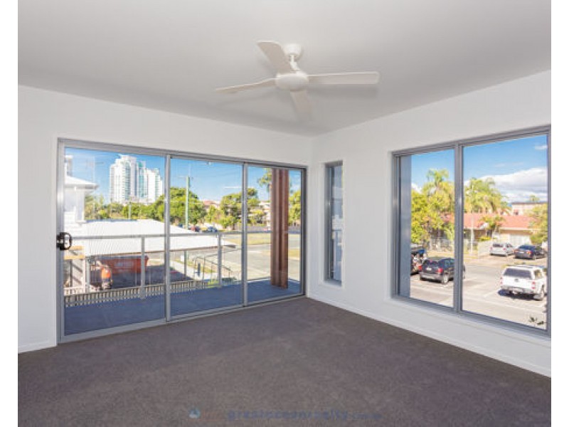 1/41 Imperial Parade, Labrador QLD 4215