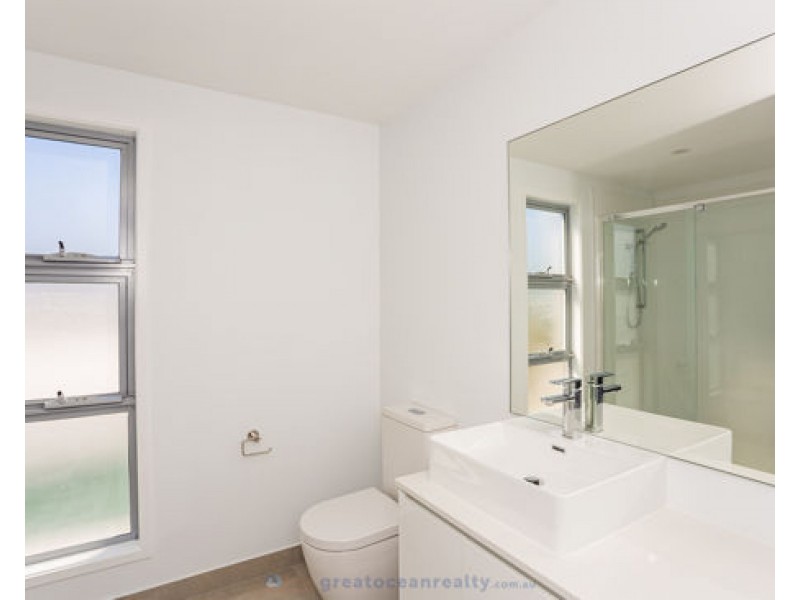 1/41 Imperial Parade, Labrador QLD 4215