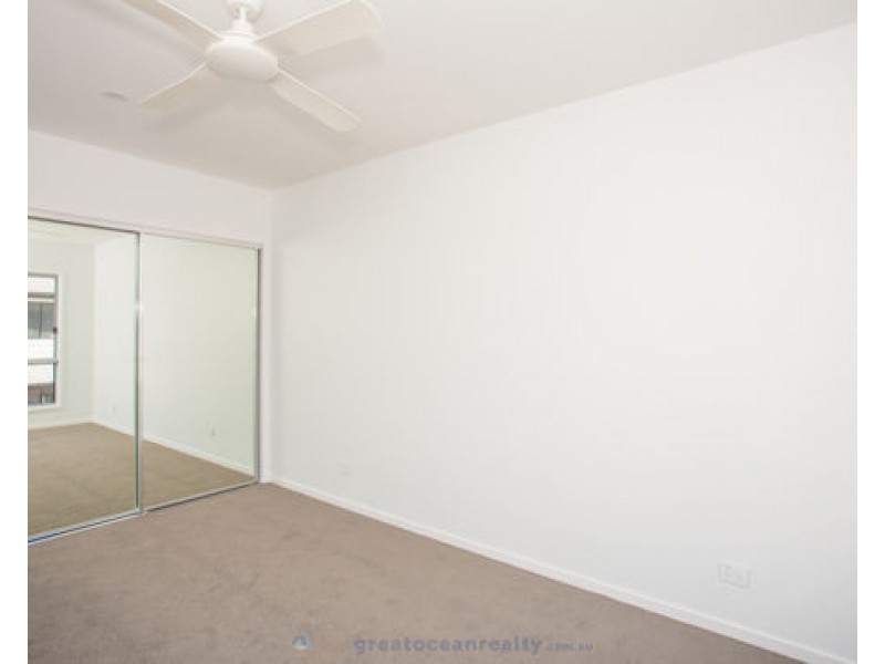 1/41 Imperial Parade, Labrador QLD 4215