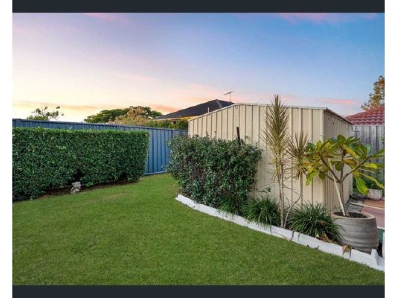 19 Highlands Terrace, Springfield Lakes QLD 4300