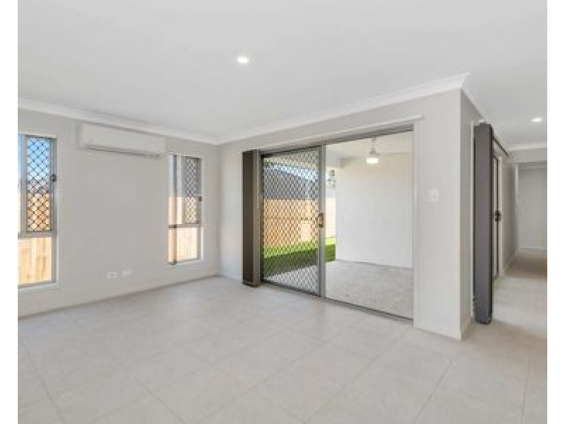 1/13 Prosperity Way, Brassall QLD 4305