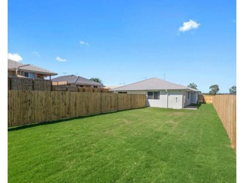 1/13 Prosperity Way, Brassall QLD 4305