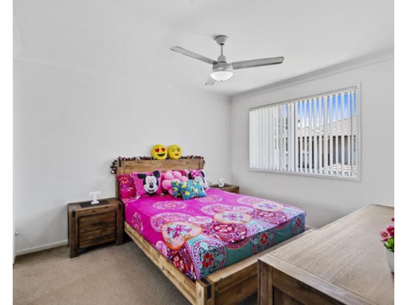 52 Falso Place, Doolandella QLD 4077