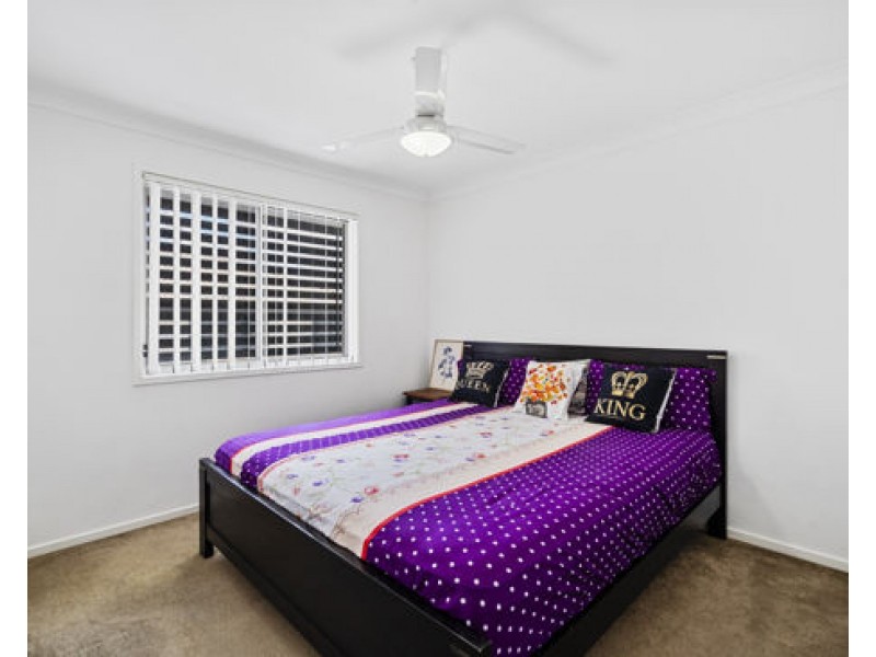 52 Falso Place, Doolandella QLD 4077