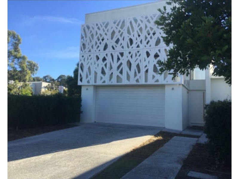 10001 THE BOULEVARDE, Benowa QLD 4217