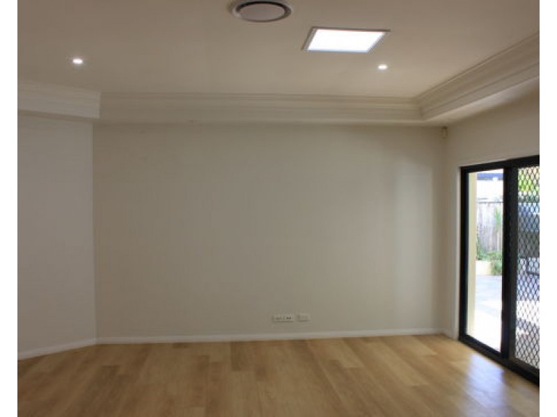 76 Lancewood Circuit, Robina QLD 4226