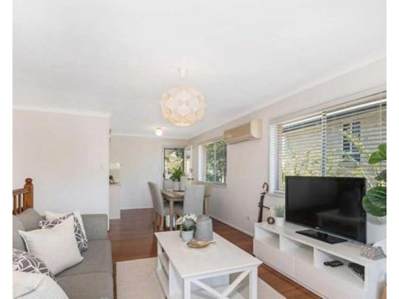 3 Bettina St, Macgregor QLD 4109