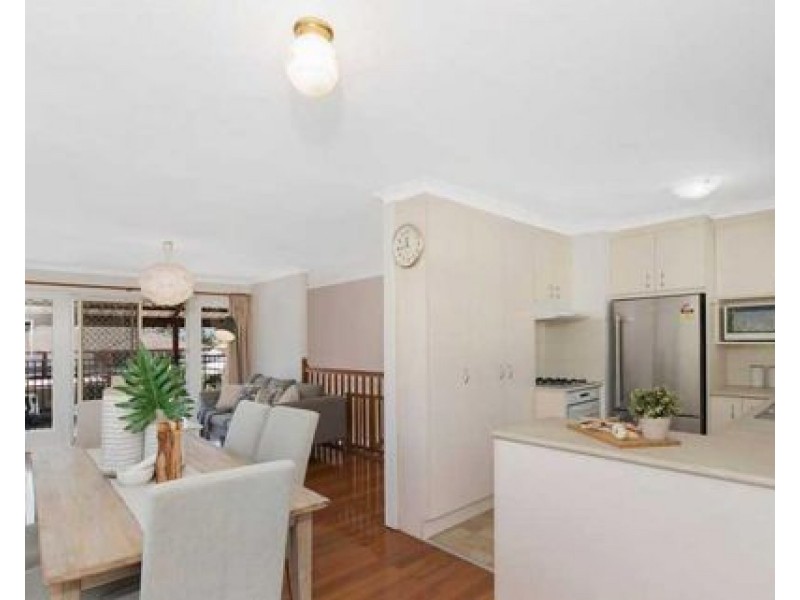 3 Bettina St, Macgregor QLD 4109