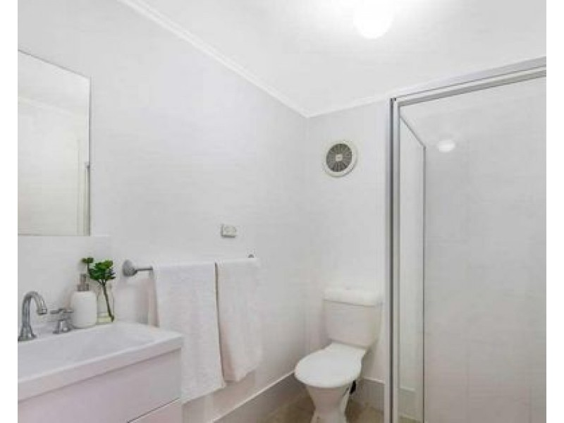 3 Bettina St, Macgregor QLD 4109