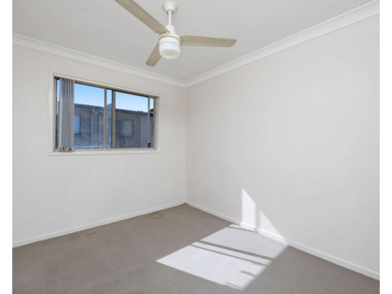 33/172-180 Fryar Road, Eagleby QLD 4207