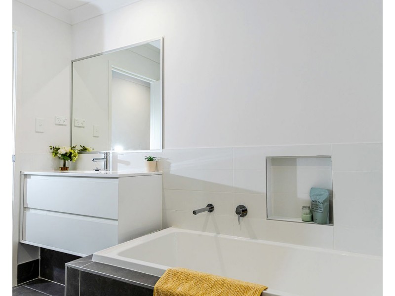 38 82 Cascade Street, Raceview, Raceview QLD 4305