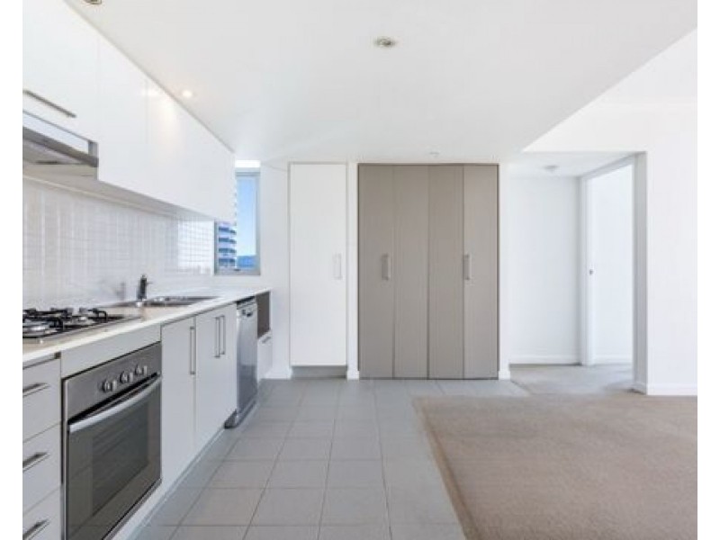 1271/56 Scarborough St, Southport QLD 4215