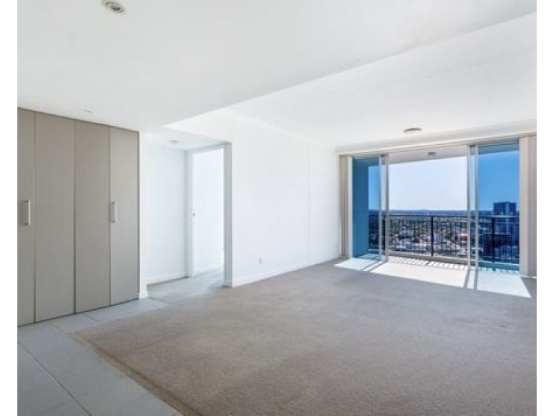 1271/56 Scarborough St, Southport QLD 4215