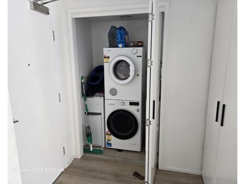 2403/111 Lindfield Road, Helensvale QLD 4212