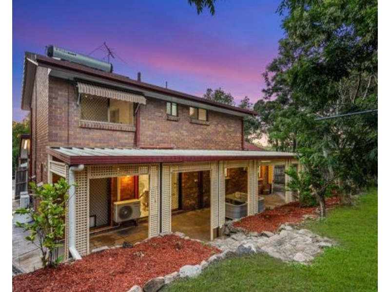 11 Gwandalan St, Eight Mile Plains QLD 4113