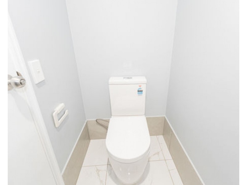 2 Homebush Crescent, Sinnamon Park QLD 4073