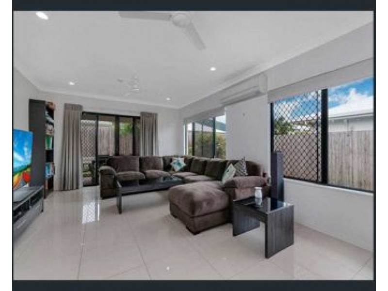 27 Carter Close, Smithfield QLD 4878