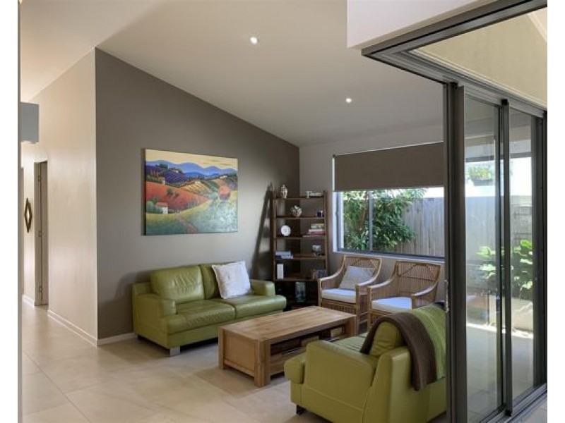 24 Mcdermott Parade, Rochedale QLD 4123
