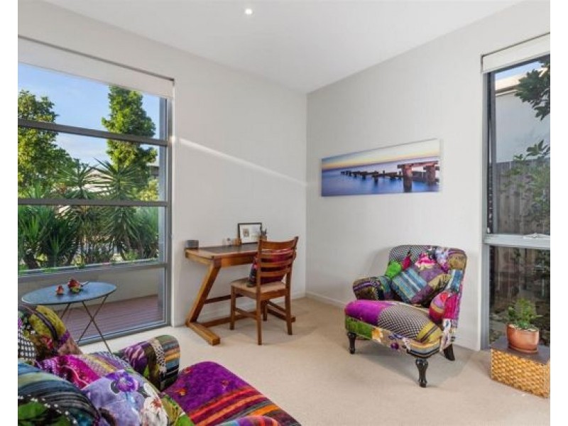 24 Mcdermott Parade, Rochedale QLD 4123