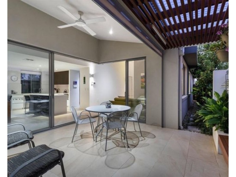 24 Mcdermott Parade, Rochedale QLD 4123