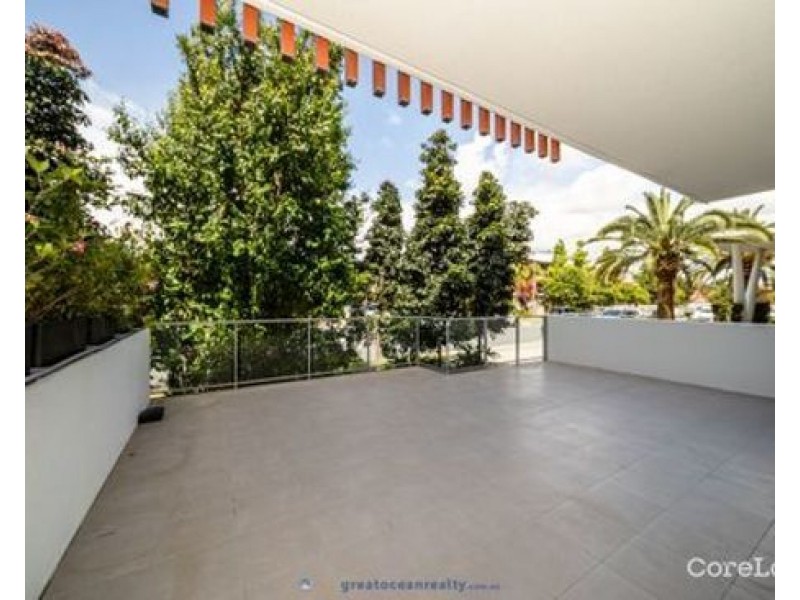 2113/1-7 WATERFORD COURT 1-7 Waterford Court, Bundall QLD 4217