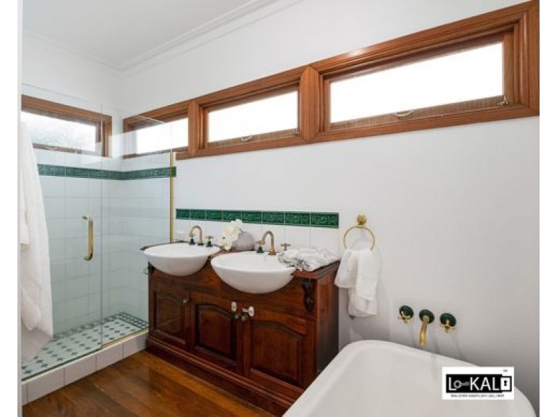 48 Newman Avenue, Camp Hill QLD 4152