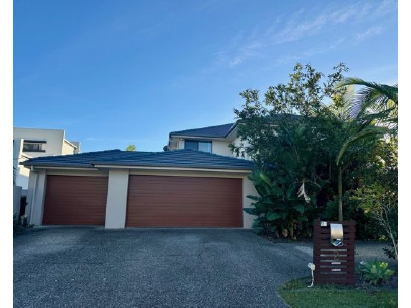 2 Harbourvue Court, Helensvale QLD 4212
