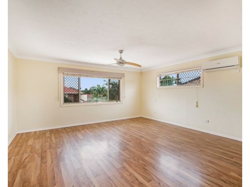 23 Alphitonia Cr, Sunnybank Hills QLD 4109