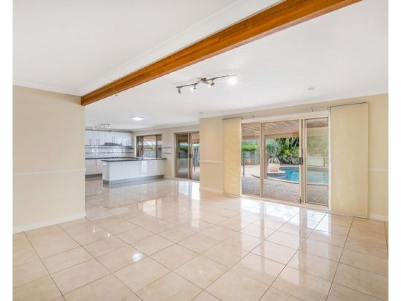 23 Alphitonia Cr, Sunnybank Hills QLD 4109